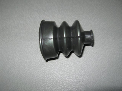 Picture of gear selector boot, tunnel side