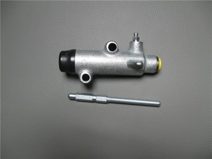 Picture of clutch slave cylinder 1300 and 1500