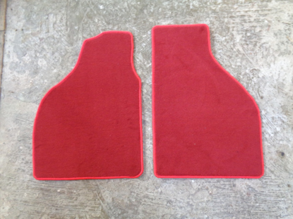 Picture of set of 2 floormats, left and right   RED