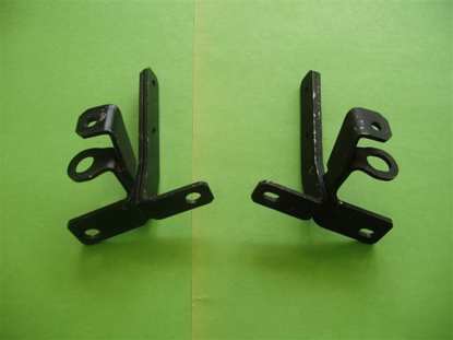 Picture of front bumper mounting bracket, right, 1300