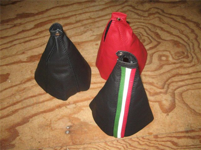 Picture of gear stick lever gaiter cover 1500, leather, BLACK or RED