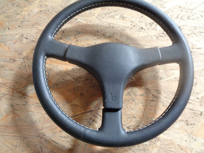 Afbeeldingen van steering wheel BERTONE X 1/9, latest version, leather, NEW