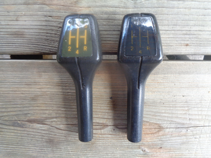 Picture of gear shifter knob square 1500 model, USED condition
