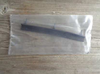 Picture of rubber for wing window quarter window triangle trim 